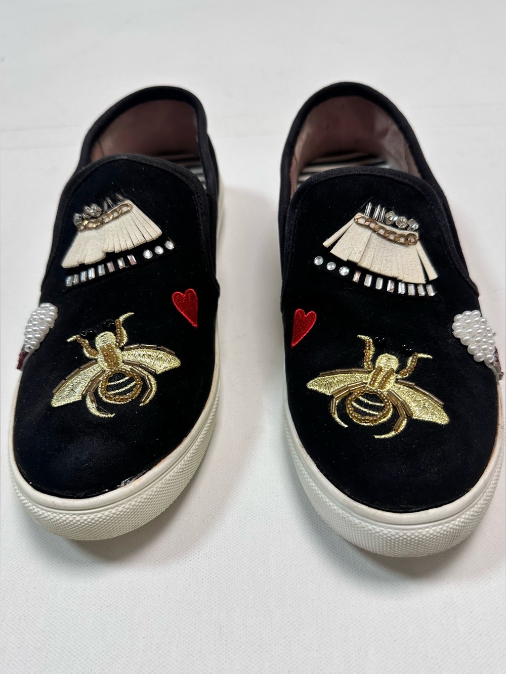 Betsey Johnson Coopers Black Suede Popcorn Bumblebees LOVE Sneakers Sz 8M